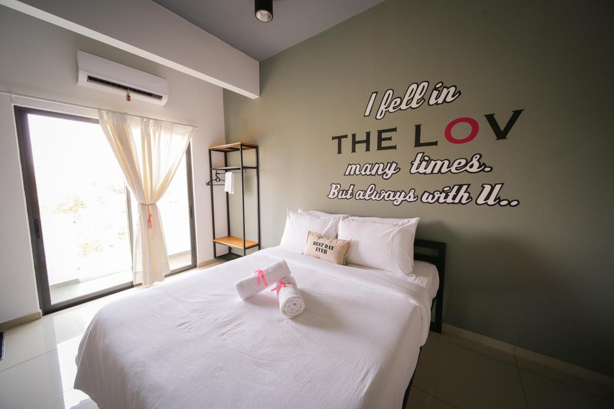 The Best Hotel In Bayan Lepas - The Lov Penang Eksteriør bilde